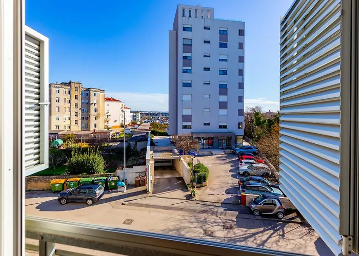 Dominik With Garage Parking Close To The Center * Zadar